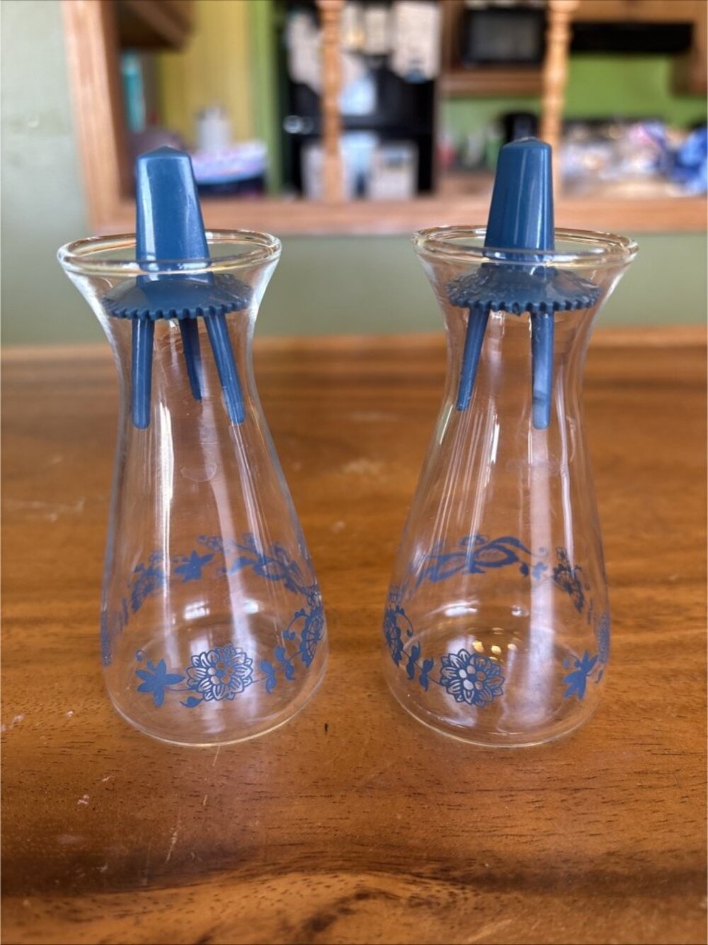Vintage Pyrex Salt & Pepper Old Town Blue Onion Pattern Shakers